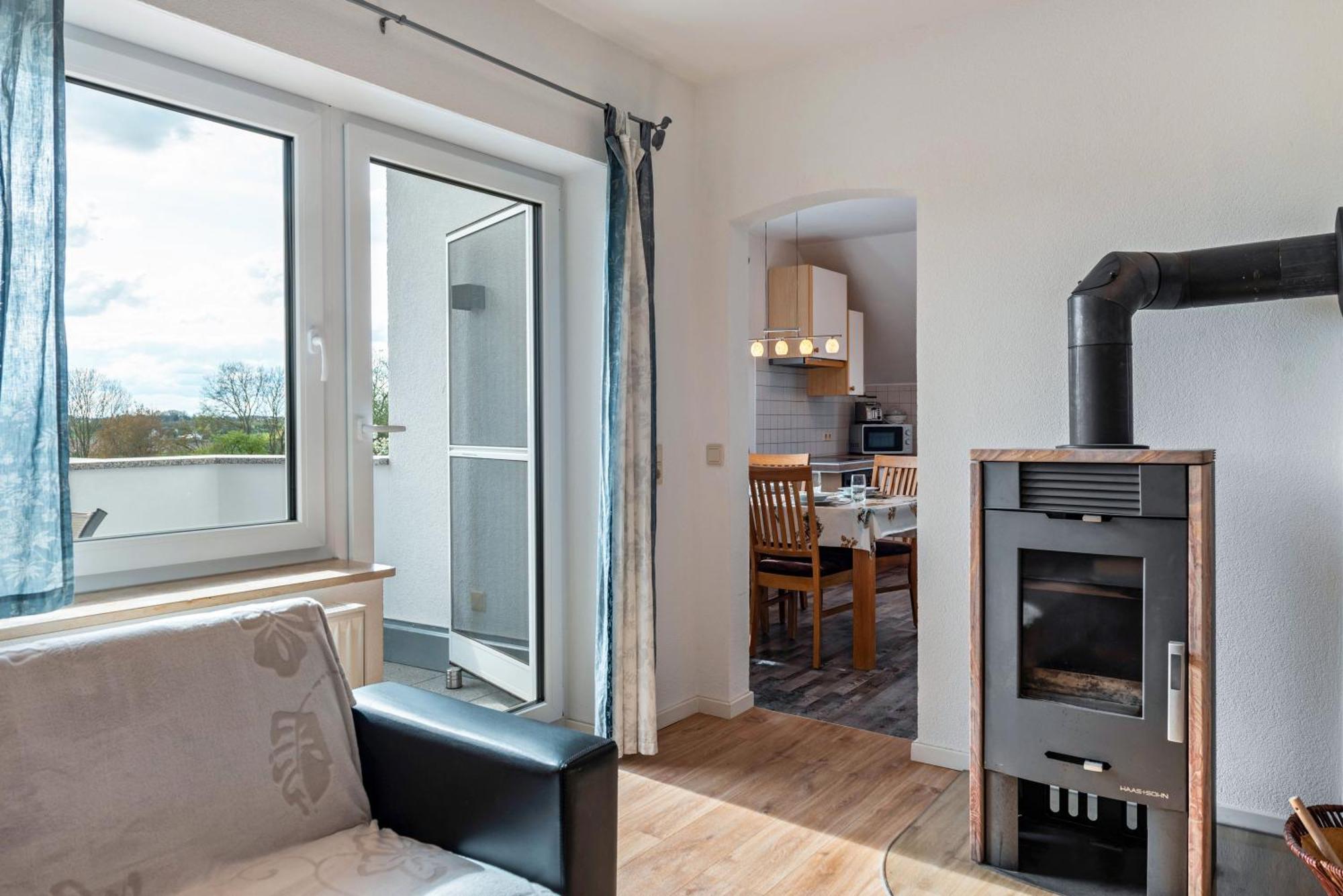 Arnold Laubbach Apartment Ostrach Ngoại thất bức ảnh
